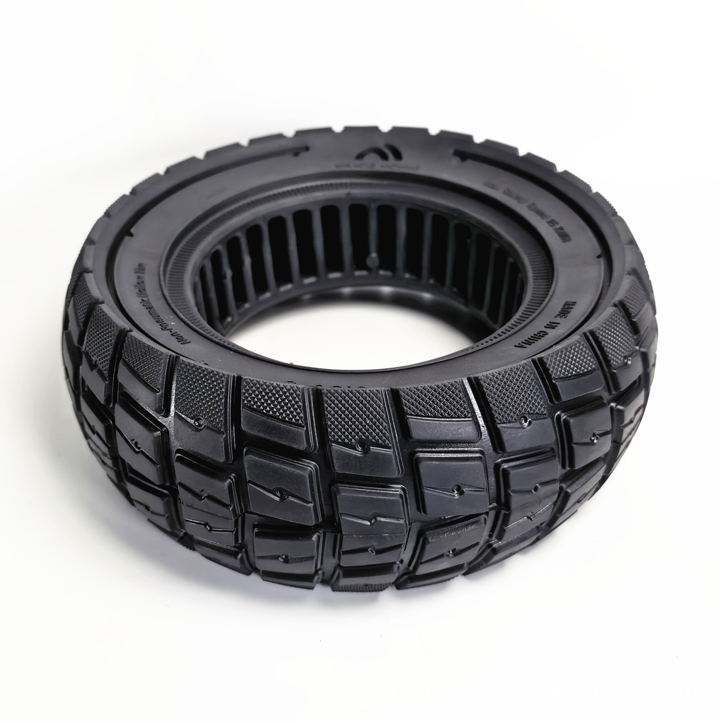 3.50-6 solid tire electric skateboard, leisure four-wheel scooter, non-inflatable, explosion-proof, off-road solid tire