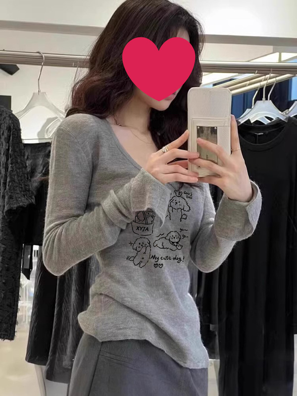 修身显瘦长袖t恤上衣女生春秋超火高级感灰色显白低领内搭针织衫|undefined