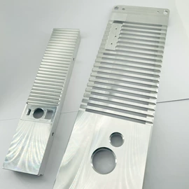 钥匙扣及钥匙扣配件;工艺礼品五金;服饰箱包五金