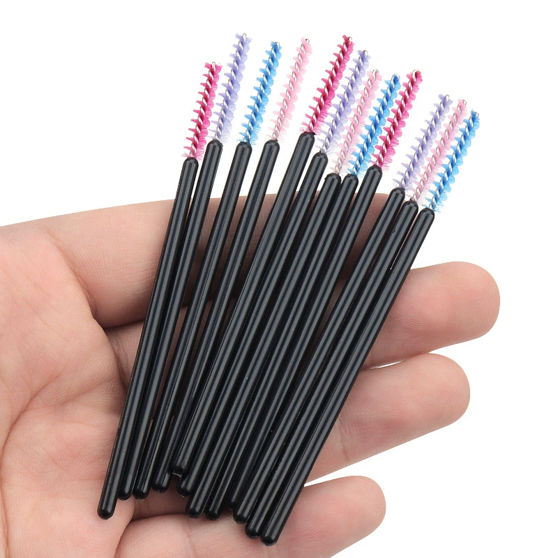 Curly disposable brush for eyelashes for eyebrows, 50 pieces