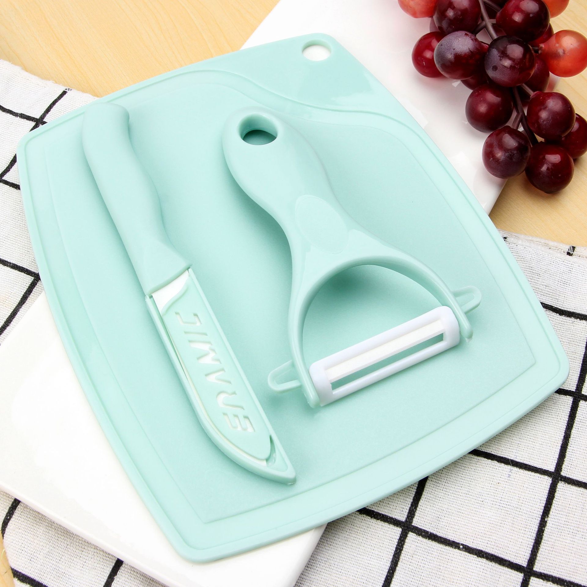 亞馬遜陶瓷刀三件套廚房菜板家用削皮器切菜砧板水果刀套裝批