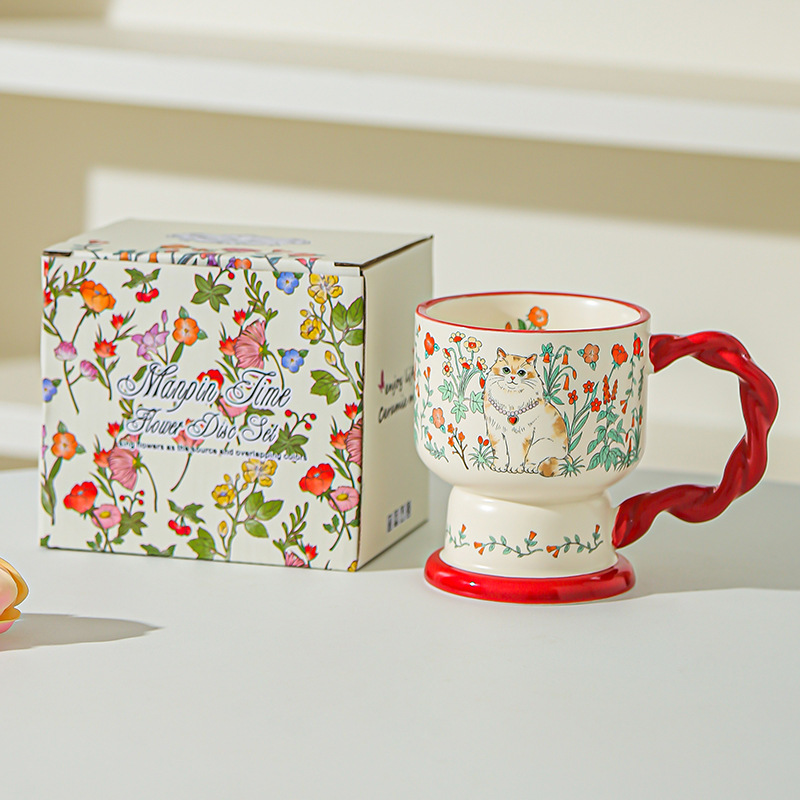 Taza de cerámica floral creativa para damas delicada y de alto valor de regalo de cumpleaños para dar a una amiga taza de café taza de agua