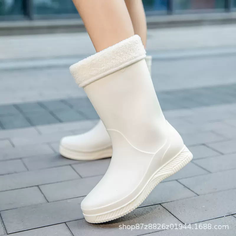 2025轻便厚底成人水鞋女款外穿时尚中筒靴平底女士防水防滑雨靴女