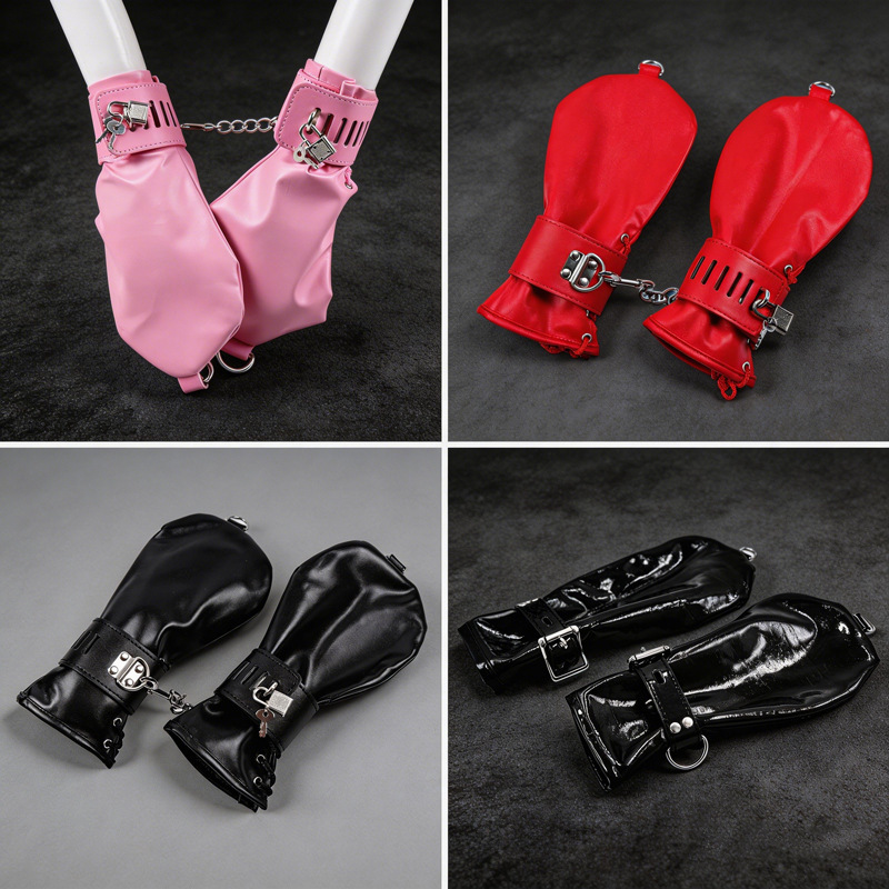 Factory Wholesale Adult Sex Toys Three Colors Optional Pu Dog Paw Flirting Hand and Foot Cuffs Sm Bundled Training Toys