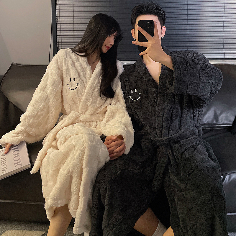 산호 양털 나이트 가운 여성의 가을과 겨울 긴 목욕 가운 남자의 새로운 두꺼운 플란넬 목욕 가운 홈 옷 커플 스타일
