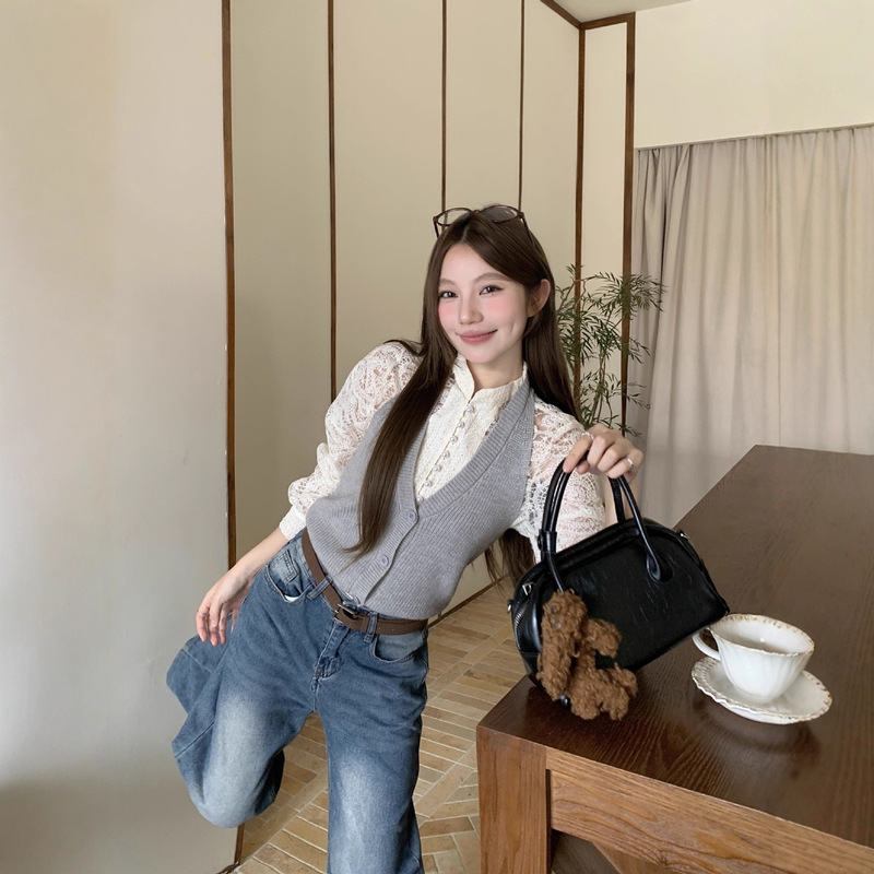 法式挂脖针织背心马甲镂空长袖蕾丝衫女2025秋季新款洋气时尚套装|undefined