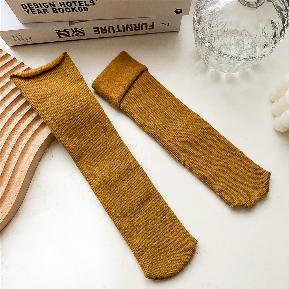 Pila de mujer Calcetines invierno engrosada caliente suelto rizado mujeres embarazadas confinamiento calcetines color sólido rayas finas serie marrón Calcetines