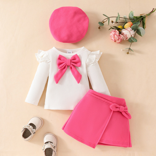 Fashionable first step girl with large bow beret, long-sleeved top with thermal lining, half-length skirt, autumn and winter three-piece set