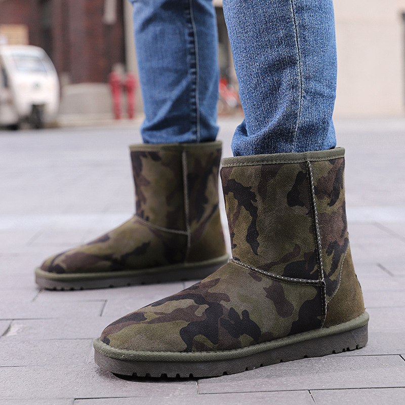 남성용 스노우 부츠 남성 신발 겨울 중간 튜브 두꺼운 따뜻한 면 신발 정품 가죽 미끄럼 방지 위장 커플 빵 신발 여성