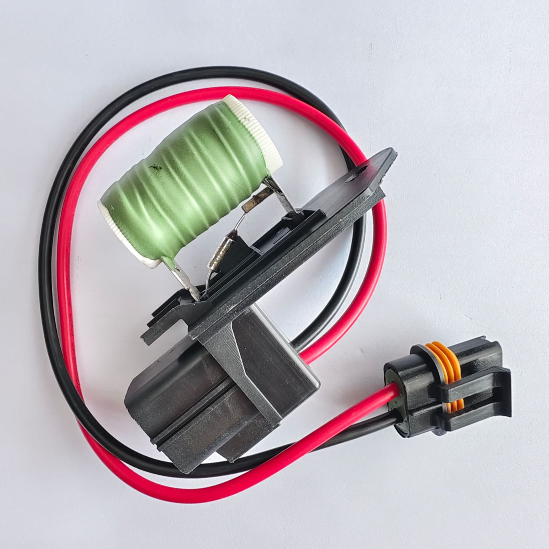 Suitable for Jeep Wrangler cooling fan resistance 55056789AC factory direct sales