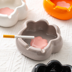 漫画の陶磁器の猫の爪の灰皿の家庭用の客間の潮流の灰皿のかわいい高顔の値の灰皿のアイデアの置物