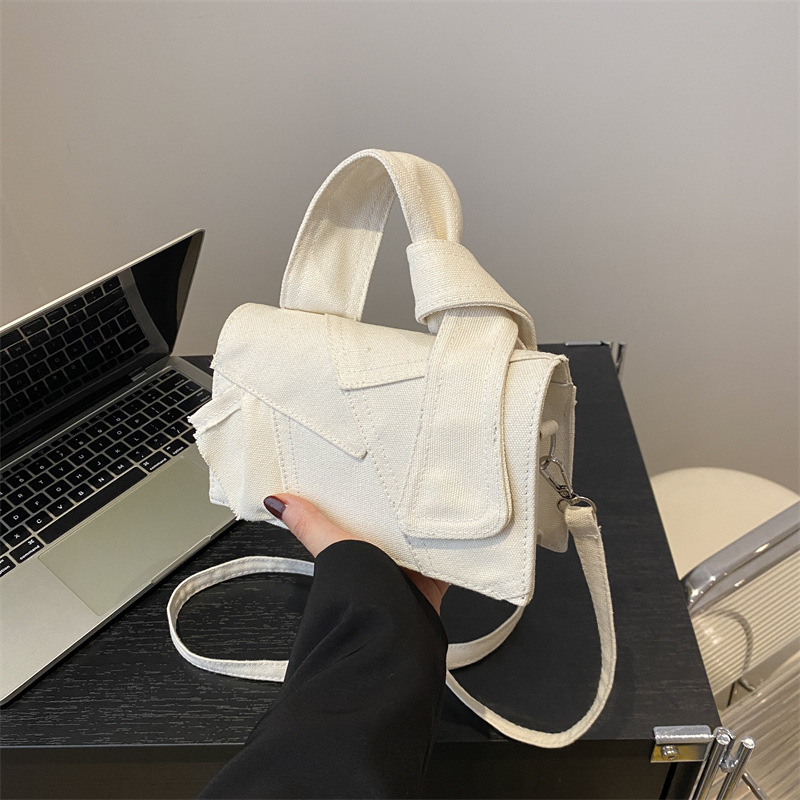 Bolso de moda jeans empalmado, bolso de mujer empalmado, bolso de hombro casual, sensación de estilo extranjero este año, nuevo bolso de mano