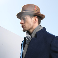 新款禮帽牛仔舞帽卷檐羽毛爵士帽美式復古英倫爵士帽一件代發