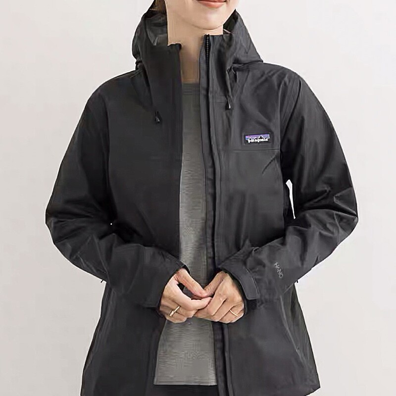 Patagonia's New Spring Style Windproof and Waterproof Single-Layer Hooded Hardshell Jacket for Couples