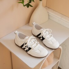 真皮橡胶底德训鞋女鞋子新款春季显瘦舒适百搭休闲运动鞋qk079