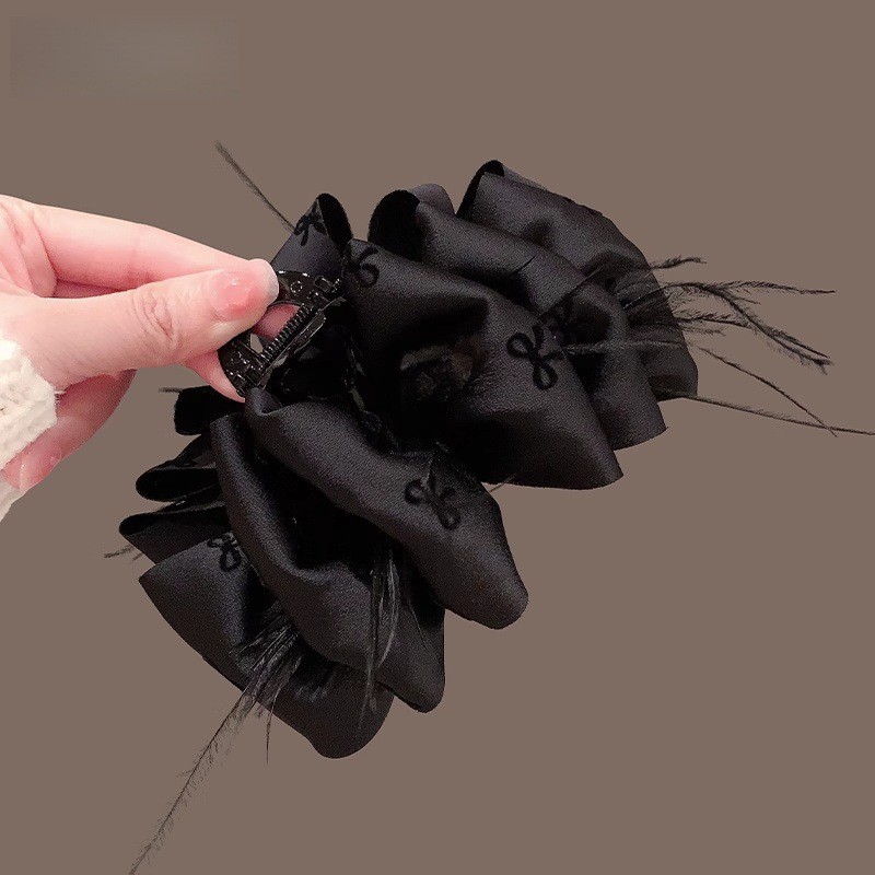 검정색 벨벳 나비 버블 깃털 집게핀 13cm