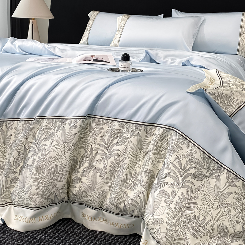 Cuatro piezas de cama de seda de hielo de verano lujo ligero de verano americano cubierta de sábanas de dormitorio de estudiantes de tres piezas