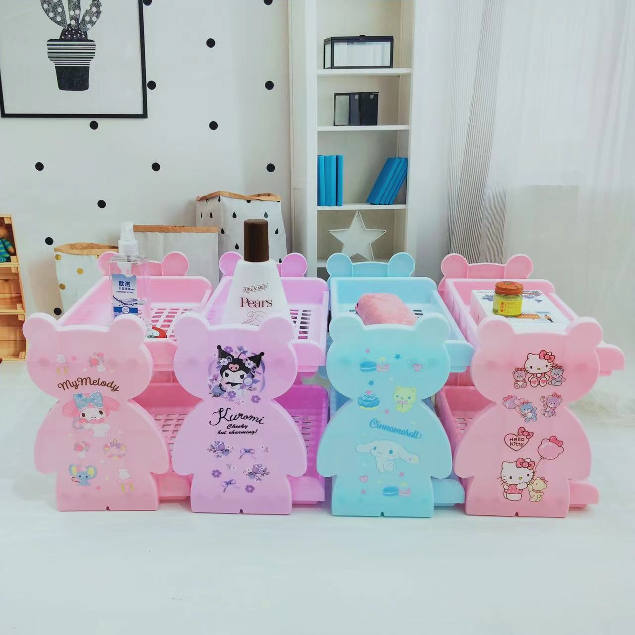 Cartoon plastic foldable sanitary pads