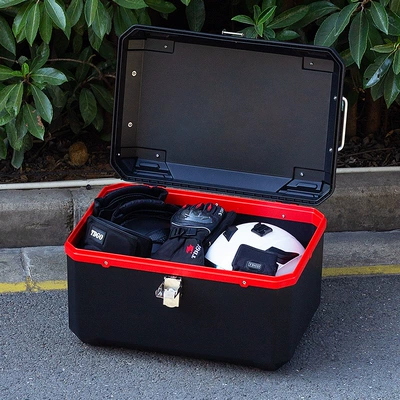 Anti-Fall and Anti-Pressure Trunk: Motorcycle trunk