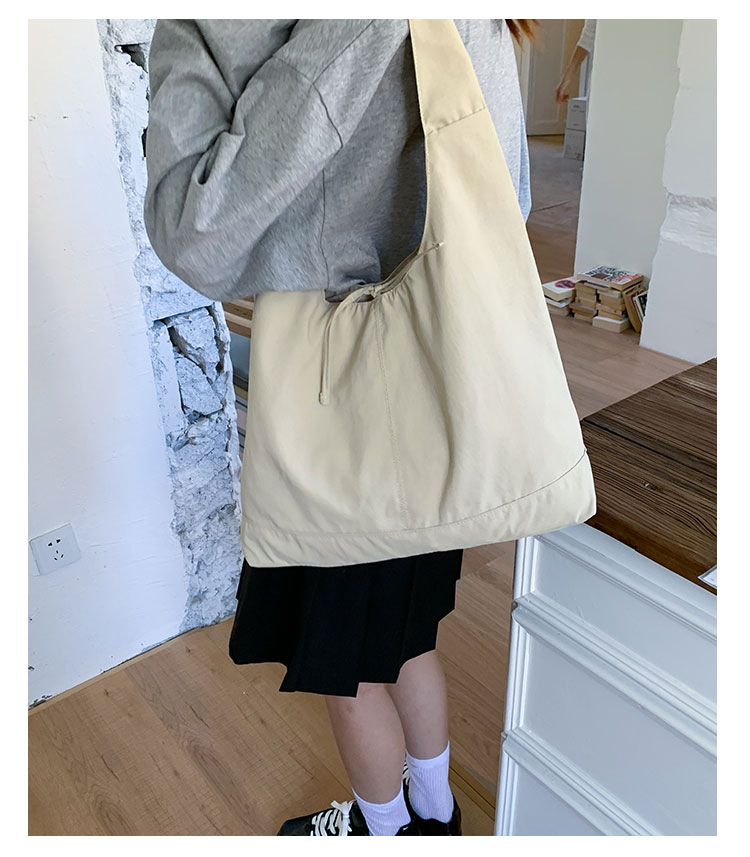 Commuting large-capacity nylon fabric bag for women, 2025 new style casual and versatile single-shoulder bag, fashionable tote bucket bag undefined
