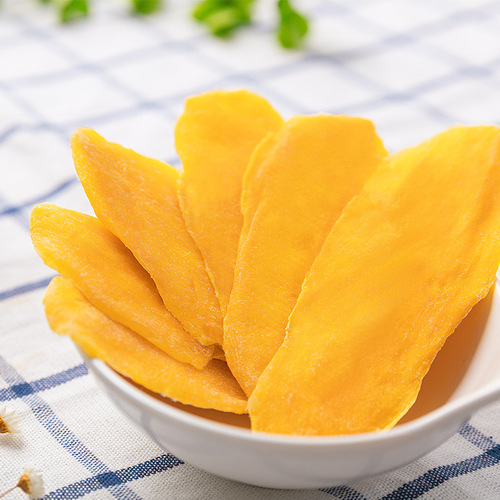 One piece drop shipping three squirrels dried mango 60g bag candied dried fruit casual snacks