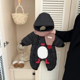 童套装;连身衣、爬服;童裤