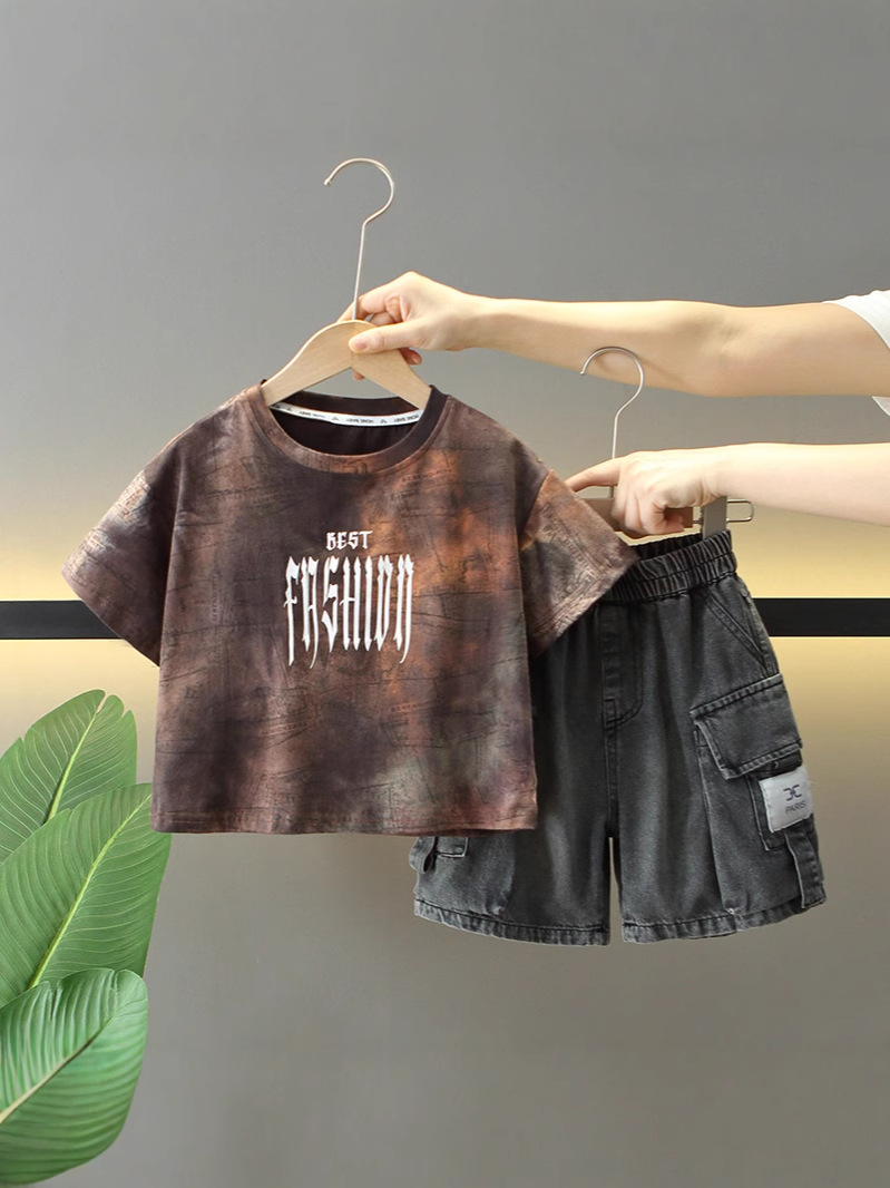 8098 traje de manga corta para niño vestido de verano de dos piezas para niño guapo 2025 nuevos pantalones cortos para niños ropa de verano marea