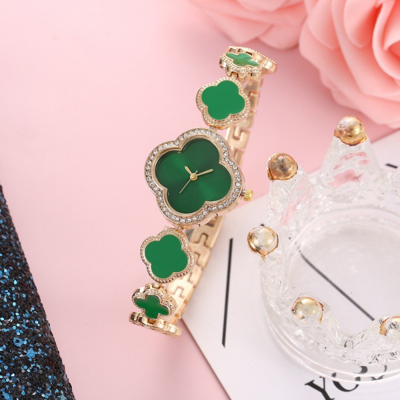 Cross-border Live Broadcast Female Student Watch Four-leaf Clover Diamond ins Preppy Style Elegant Small Dial Decorative Bracelet Jewelry