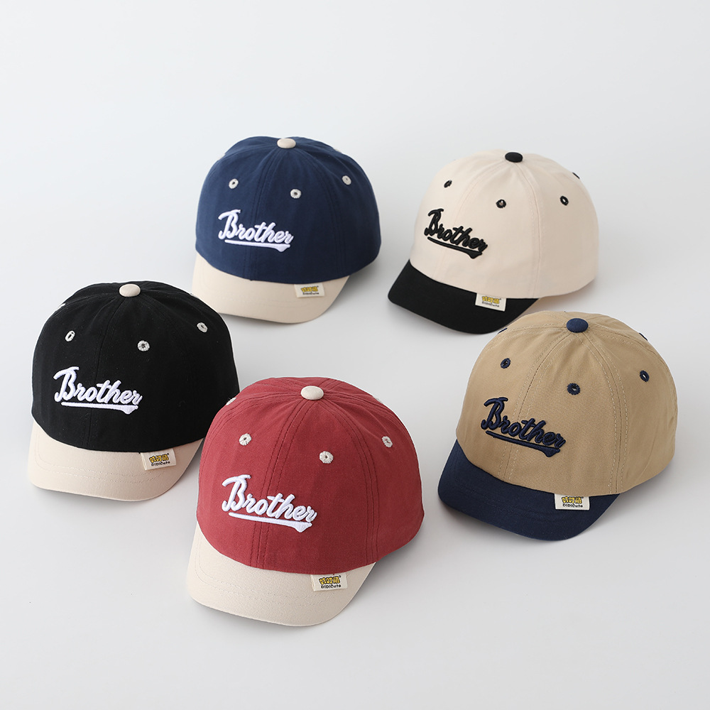 Cappello da sole casual per bambino con blocco di colore_voghion.com