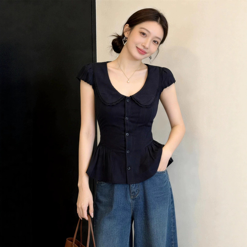 Plus-Size Doll Collar Lace Short-Sleeve Shirt for Women, Summer 2026 New Style, Slimming Waist, Age-Reducing, Elegant Top