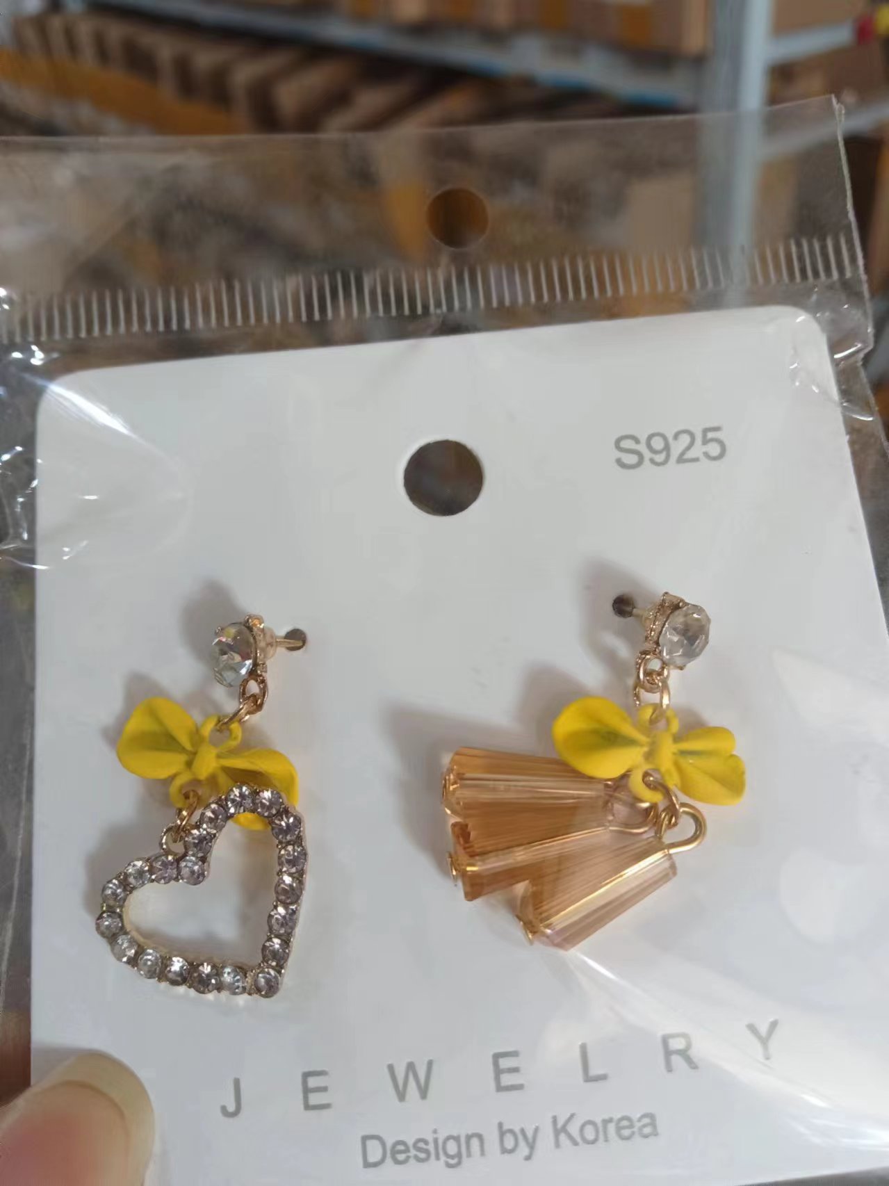 02 Yellow 8368