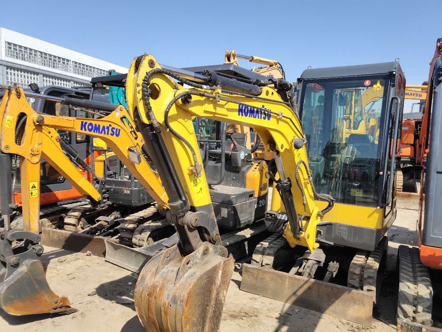 宁夏二手小挖机13 15 18 20 25 进口国产 二手30挖掘机包送货