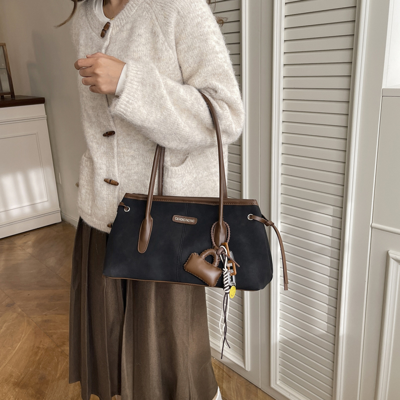 Cross-Border Retro Baguette Bag For Women, Large Capacity Niche Versatile Shoulder Bag, Simple High-End Commuter Handbag And Crossbody Bag - Thumbnail 3