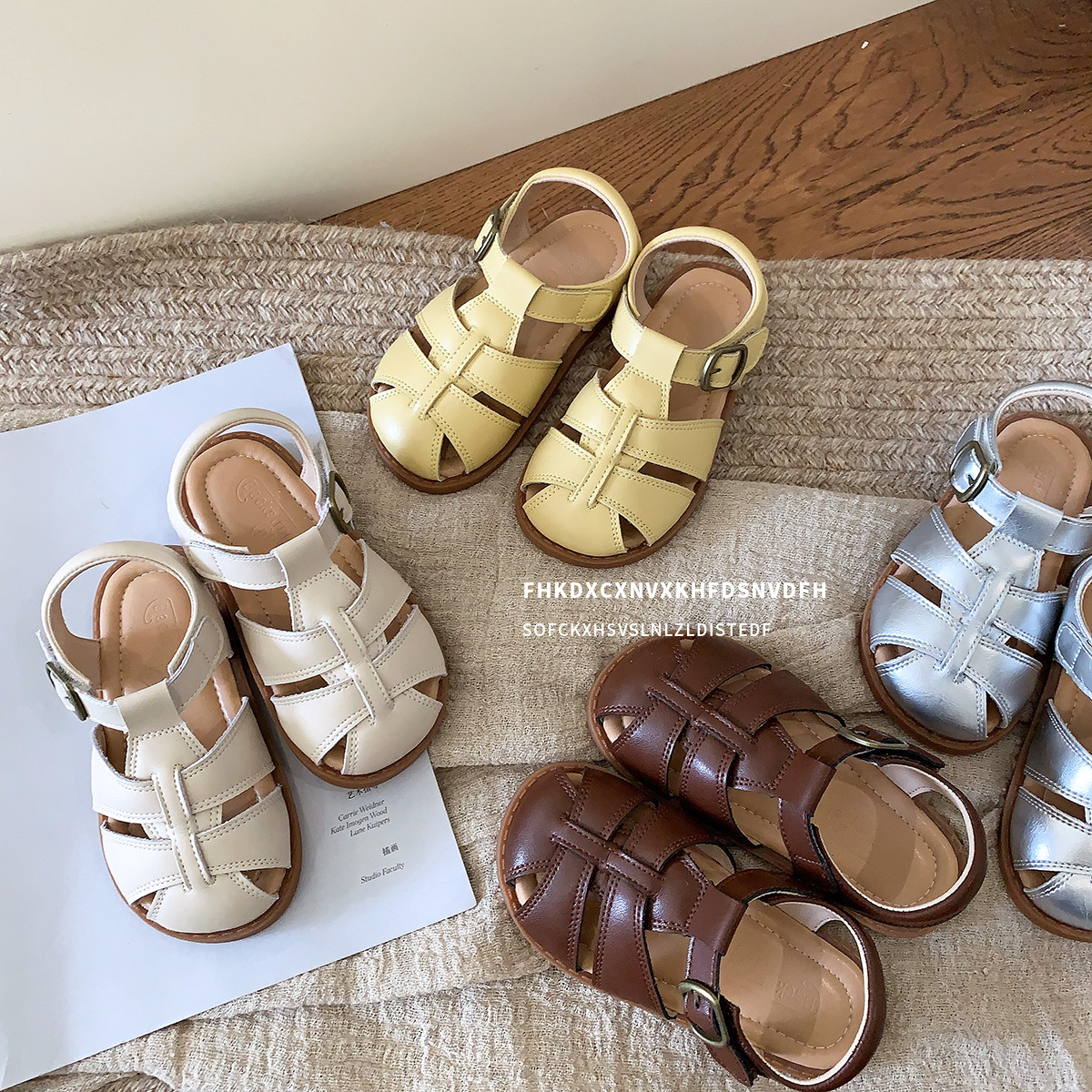 Zapatos de verano retro para niños, sandalias para niños, zapatos romanos para niñas, zapatos de playa de Baotou para niños tejidos transpirables huecos