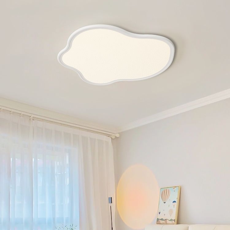 臥室燈全光譜護眼超薄雲朵兒童房吸頂燈簡約創意胡桃木色主臥燈具