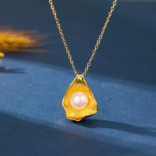 New Style Personalized Necklace with Shell Design, Simple and Versatile Clavicle Chain, Irregular Pearl Pendant with Empty Setting