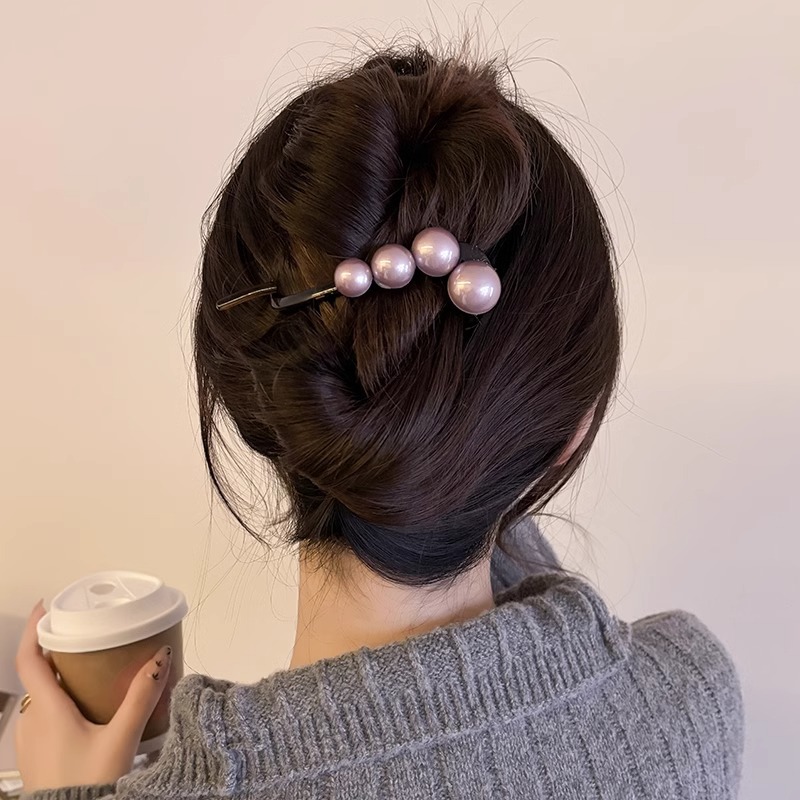 Otoño y invierno simple perla una abrazadera para el cabello torcida abrazadera para el cabello de la cabeza posterior de alta sensación abrazadera para el cabello
