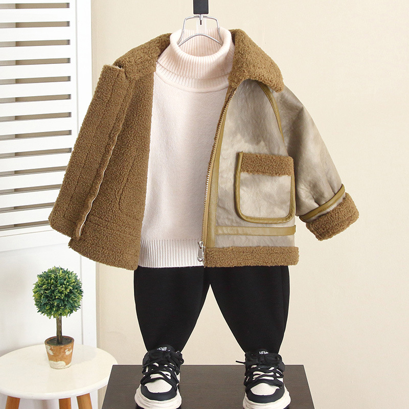 6724 Chaqueta de piel para niños, estilo occidental para niños de invierno más engrosamiento de terciopelo 2025 nuevo bebé otoño e invierno versión coreana