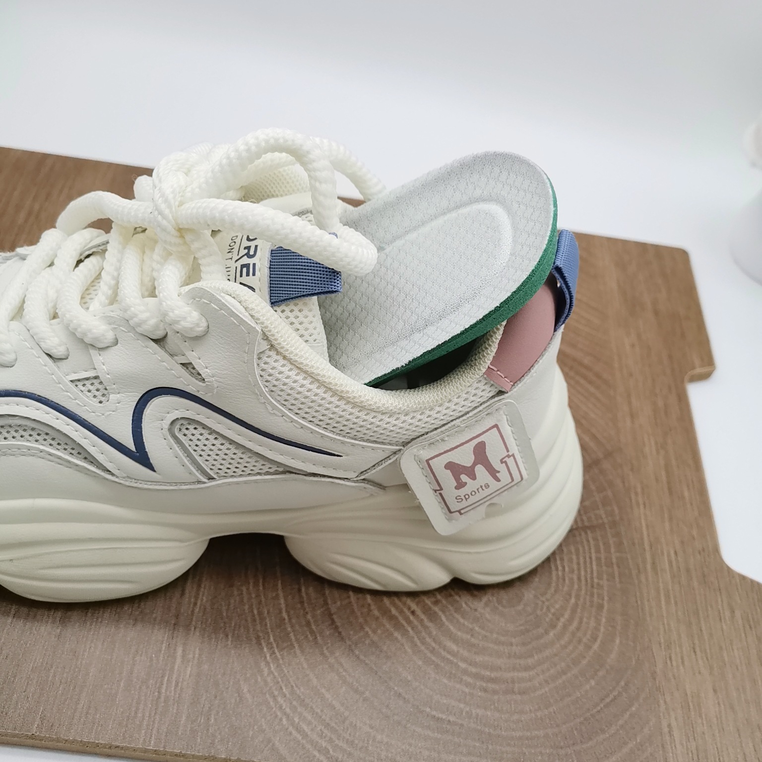 Pájaro abstracto principios de otoño 2025 nuevos zapatos para correr para hombres y mujeres zapatos deportivos para estudiantes zapatos de moda coreanos zapatos para estudiantes de secundaria