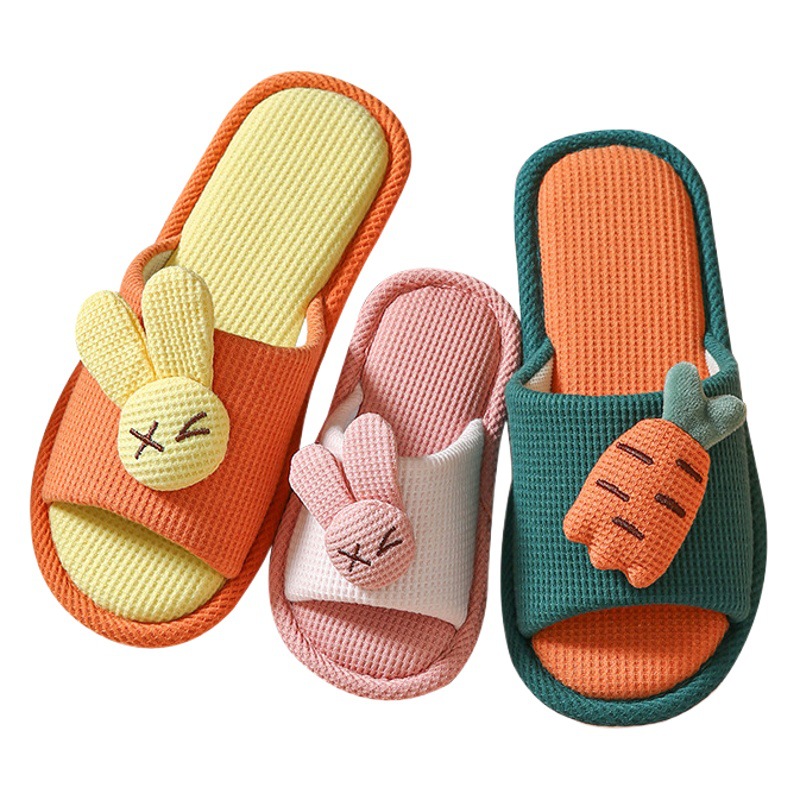 2022 nuevas zapatillas de pareja de lino Four Seasons universal para el hogar dibujos animados para niños rábano conejo zapatillas de hombre y mujer antideslizantes