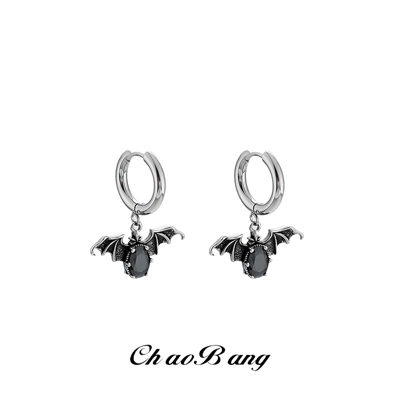 Cross-Border Batman Earrings for Men, Titanium Steel, Cross-Border Best-Selling European and American Fashion Ear Clips for Women, Trendy Versatile Ear Jewelry Wholesale
