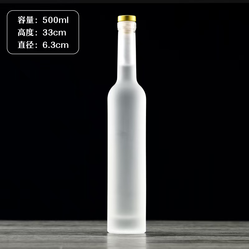 Botella de vidrio de vodka de alta calidad botella de vino de fruta cristal transparente de arena blanca dividida botella vacía con película de retracción térmica en stock