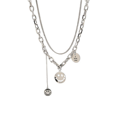 Titanium steel smiling pendant set of three, double-layer stacking necklace for men and women, light luxury, Instagram influencer fashion, personalized choker necklace