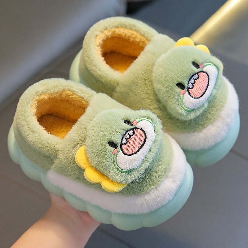 Zapatillas de algodón para niños invierno 2023 nuevos niños y niñas lindos de dibujos animados punta cerrada Zapatillas de algodón cálido zapatillas de felpa