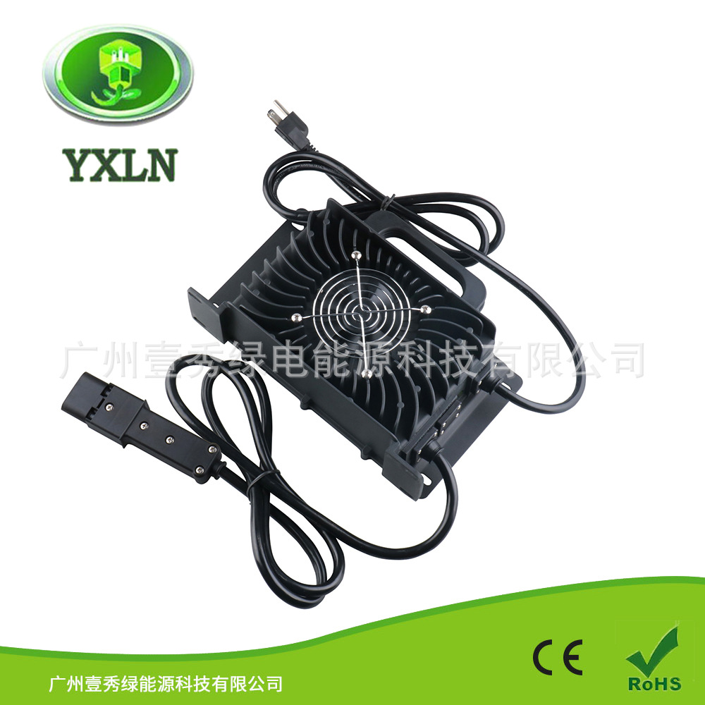 1200W IP67防水等级 48V 20A 雅马哈头高尔夫球车电池 车载充电器