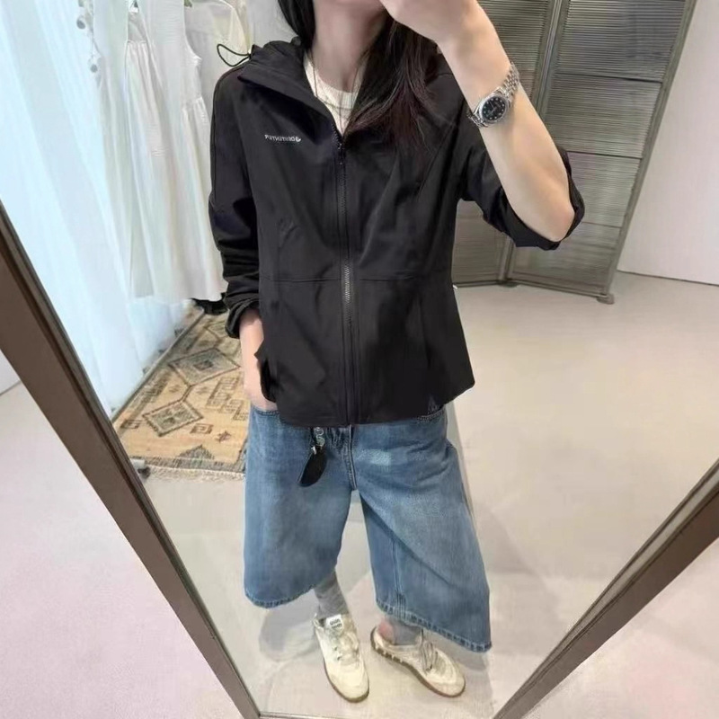 艾玉儿2505简约百搭连帽开叉设计外套七七-不退换|undefined