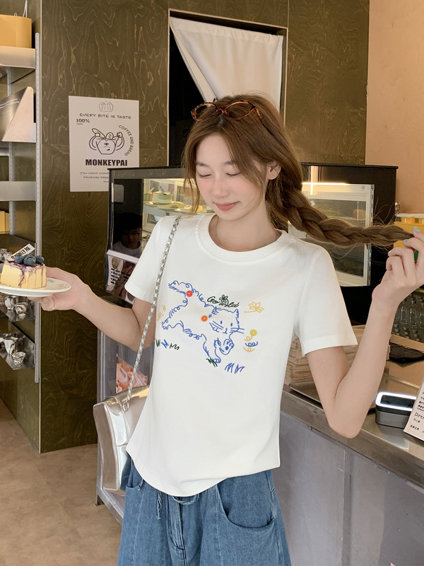 韓国のかわいい猫の刺繍デザイン半袖Tシャツ女性用2025夏の新しいルーズスリムレイジートップ|undefined