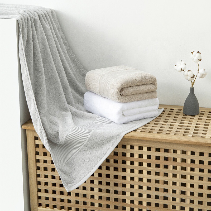 High-Quality Hotel Satin White Pure Cotton Bath Towel, Soft and Thick, Comfortable, Five-Star Quality Set, Absorbent High-Quality Hotel Satin White Pure Cotton Bath Towel, Soft and Thick, Comfortable, Five-Star Quality Set, Absorbent