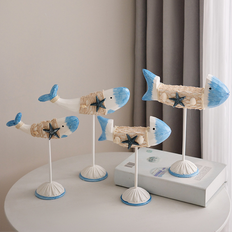 地中海装饰摆件木质对鱼摆设海洋风格亲嘴鱼形桌面电视柜书架饰品