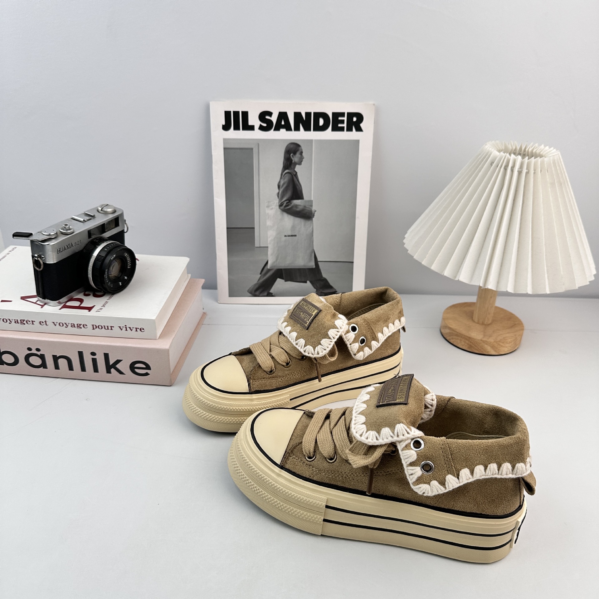Zapatos de lona de caída de fondo grueso para mujeres, 2025 estilo coreano de zapatos de skate de alto nivel, zapatos de mujer image 3